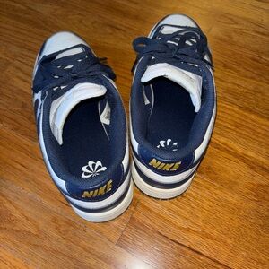 Nike Blue and White Canvas Sneakers Low-Top Style